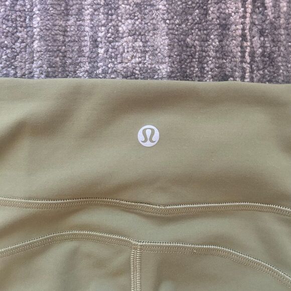 Lululemon Align High Rise Leggings with Pockets, 25", Size 10 - Picture 5 of 7
